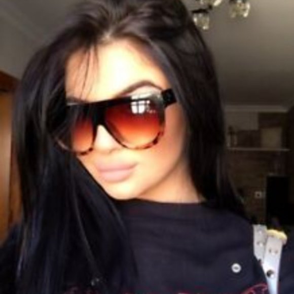 💎✨ Flat Top Oversized Sunglasses - Picture 2 of 13